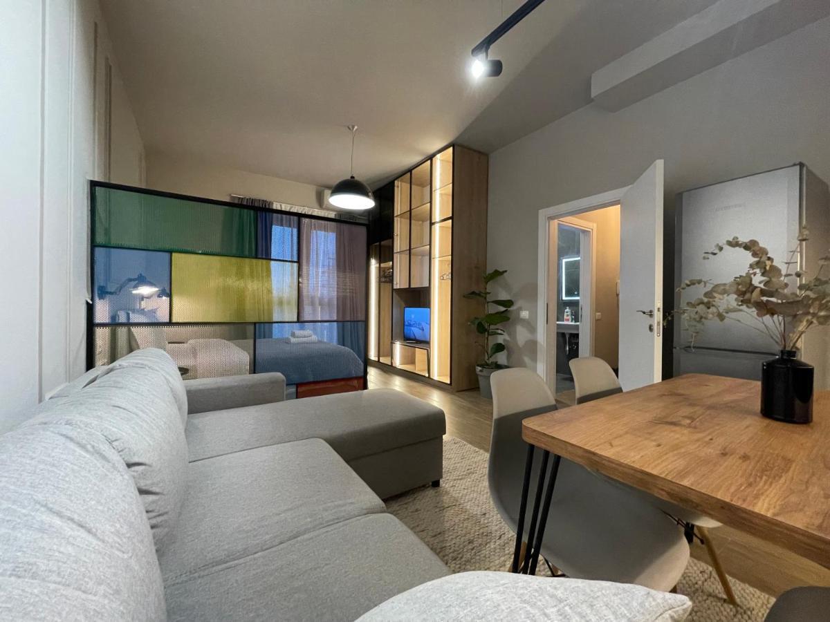 Square 21 Apartments 티라나 외부 사진
