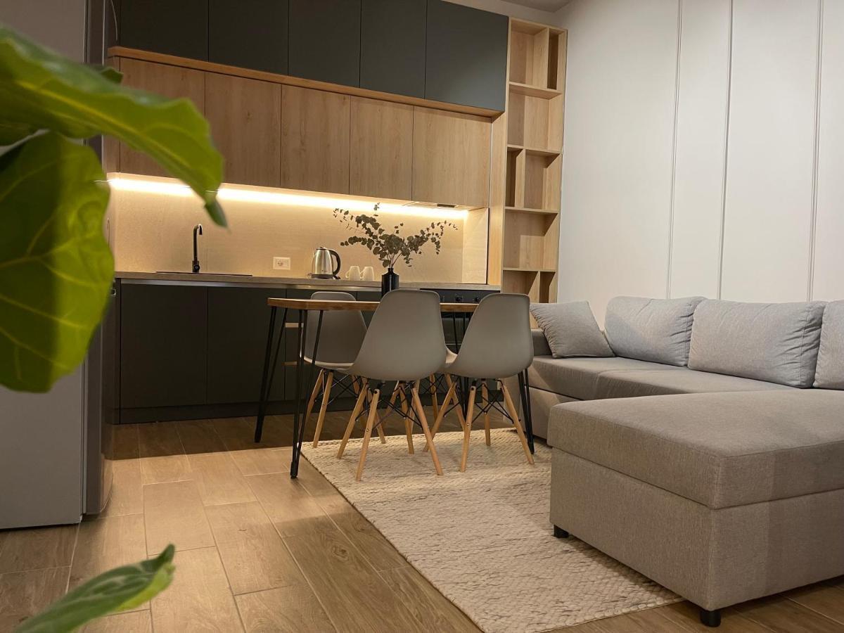 Square 21 Apartments 티라나 외부 사진