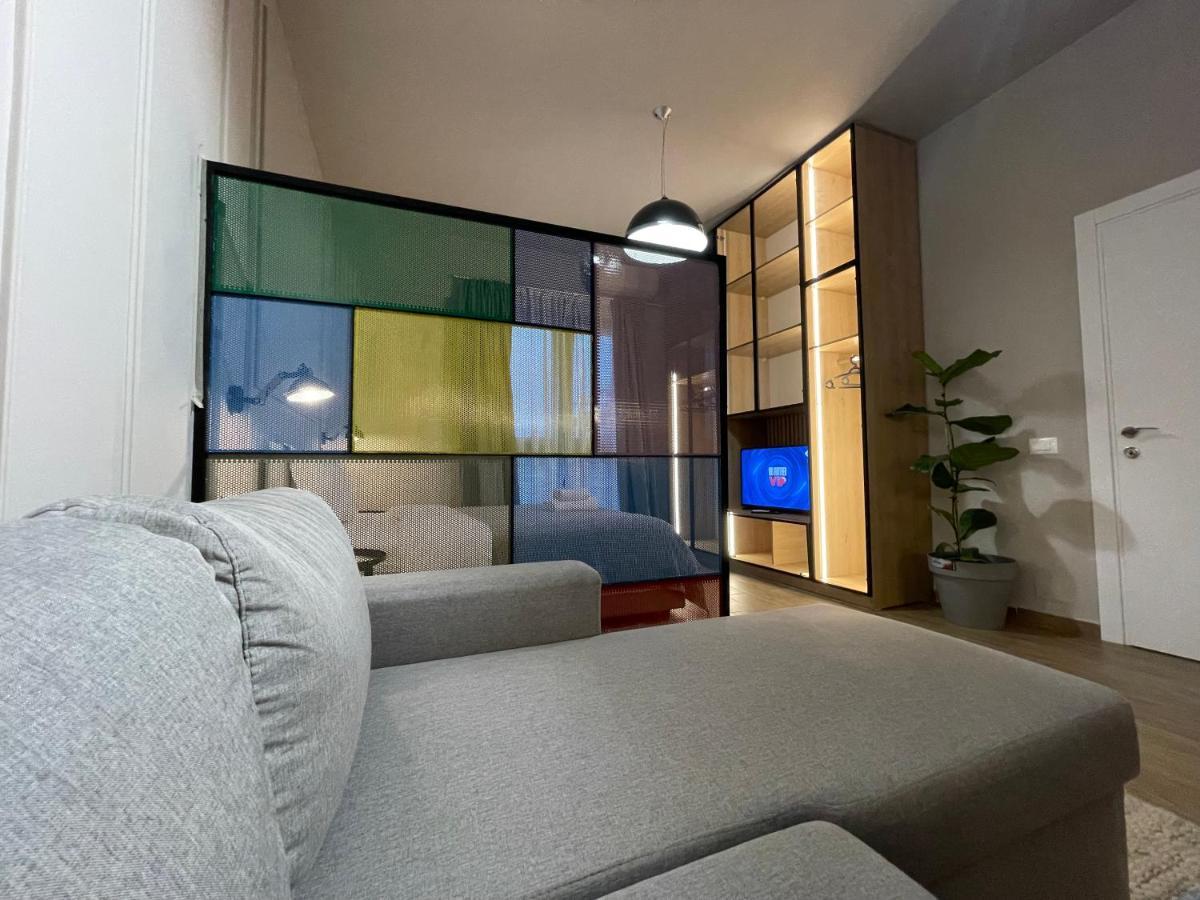 Square 21 Apartments 티라나 외부 사진