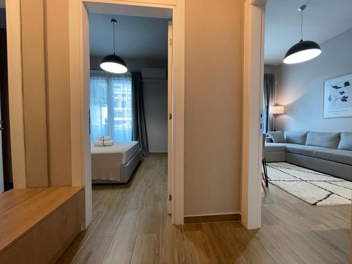 Square 21 Apartments 티라나 외부 사진
